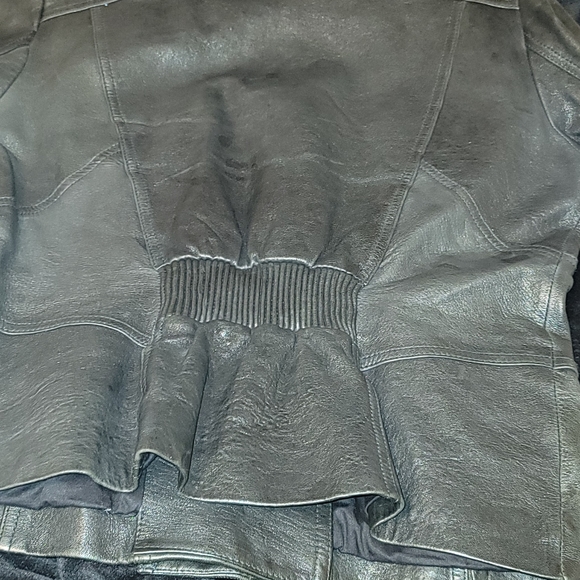 Andrew Marc black leather jacket, size Medium - Picture 4 of 11